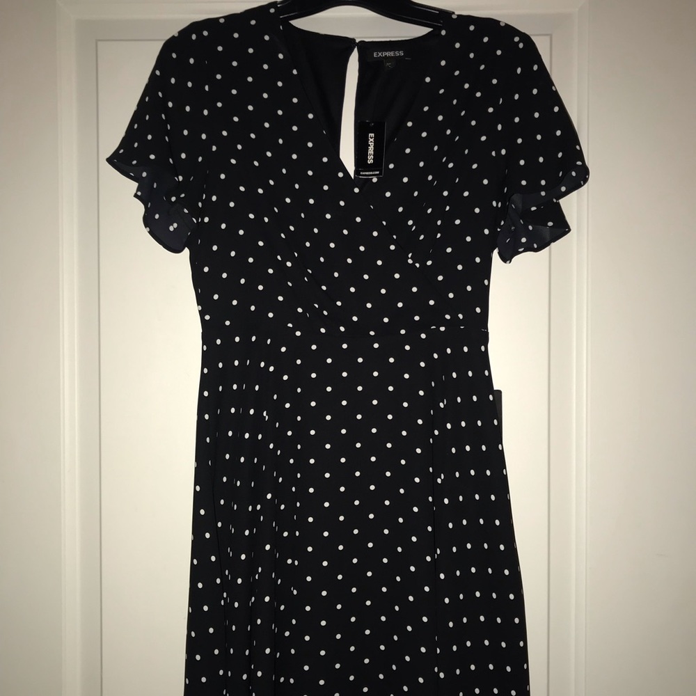 Women’s Express dress w/white polka dots! Size 0.